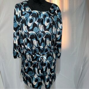 2/$30 Y2K Notations Psychedelic Rock Black, White Top Size XL Bohemian